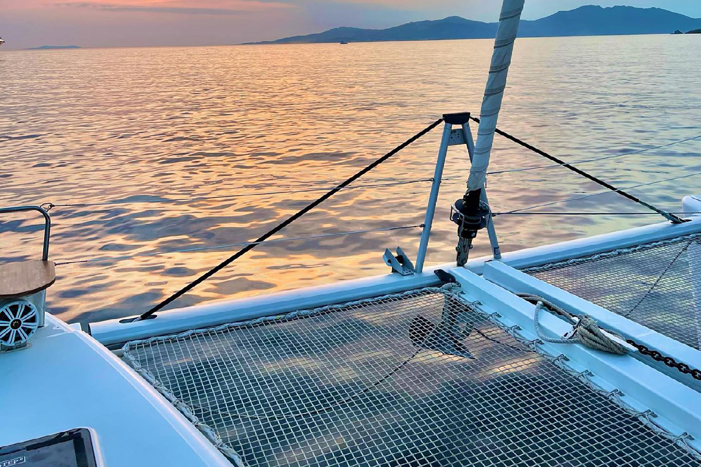 Lagoon 45ft Yacht Charter