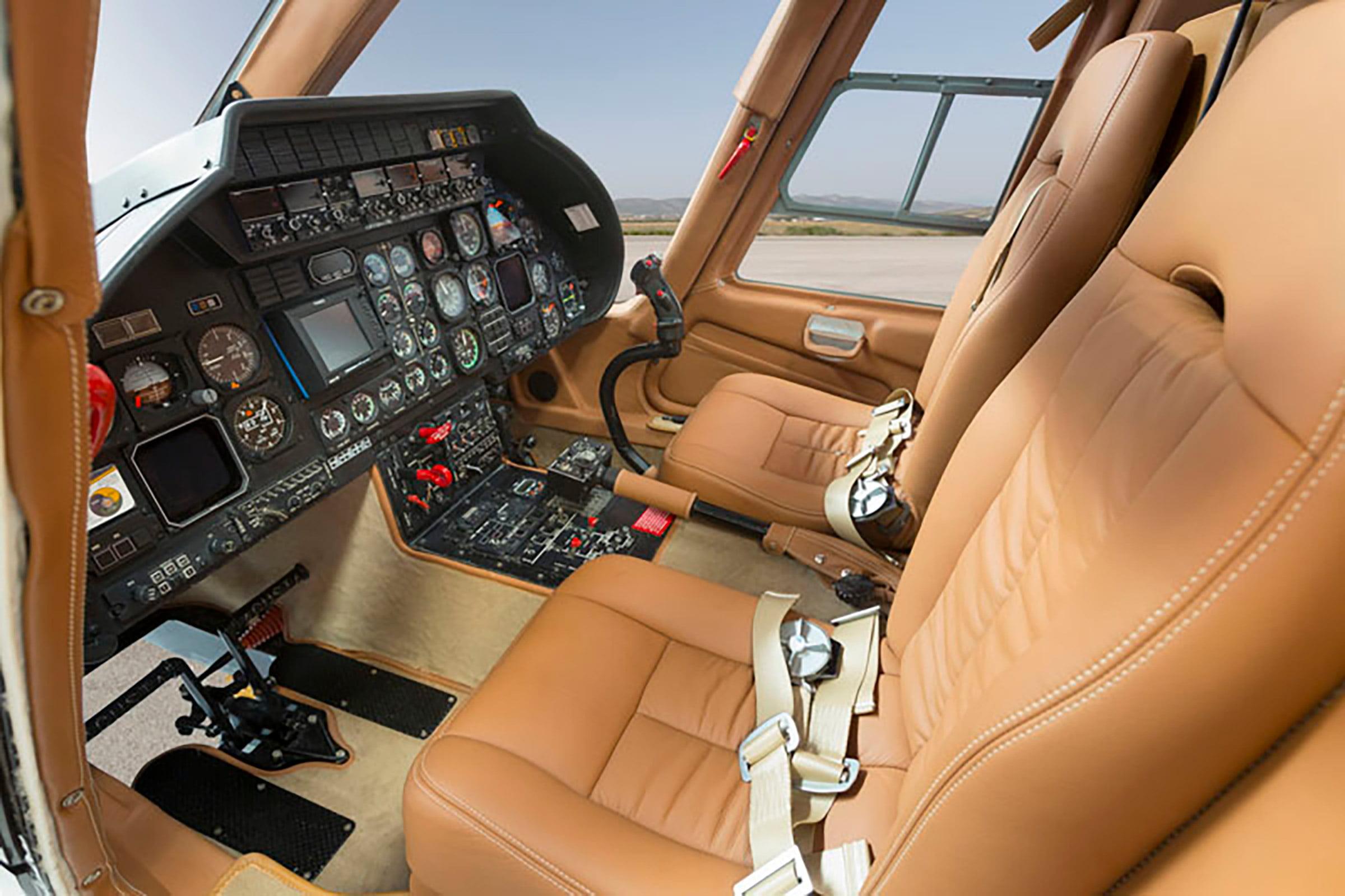 Agusta 109C SX-HSK